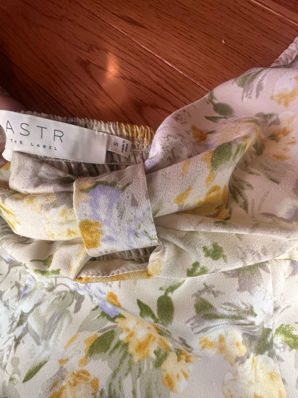 Astr the Label Floral Off-Shoulder Mini Dress - Picture 2 of 4